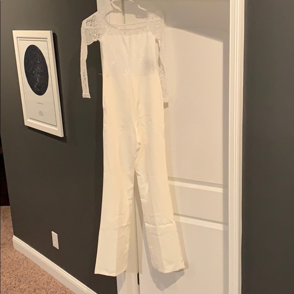 White lace jumpsuit - Picture 2 of 4